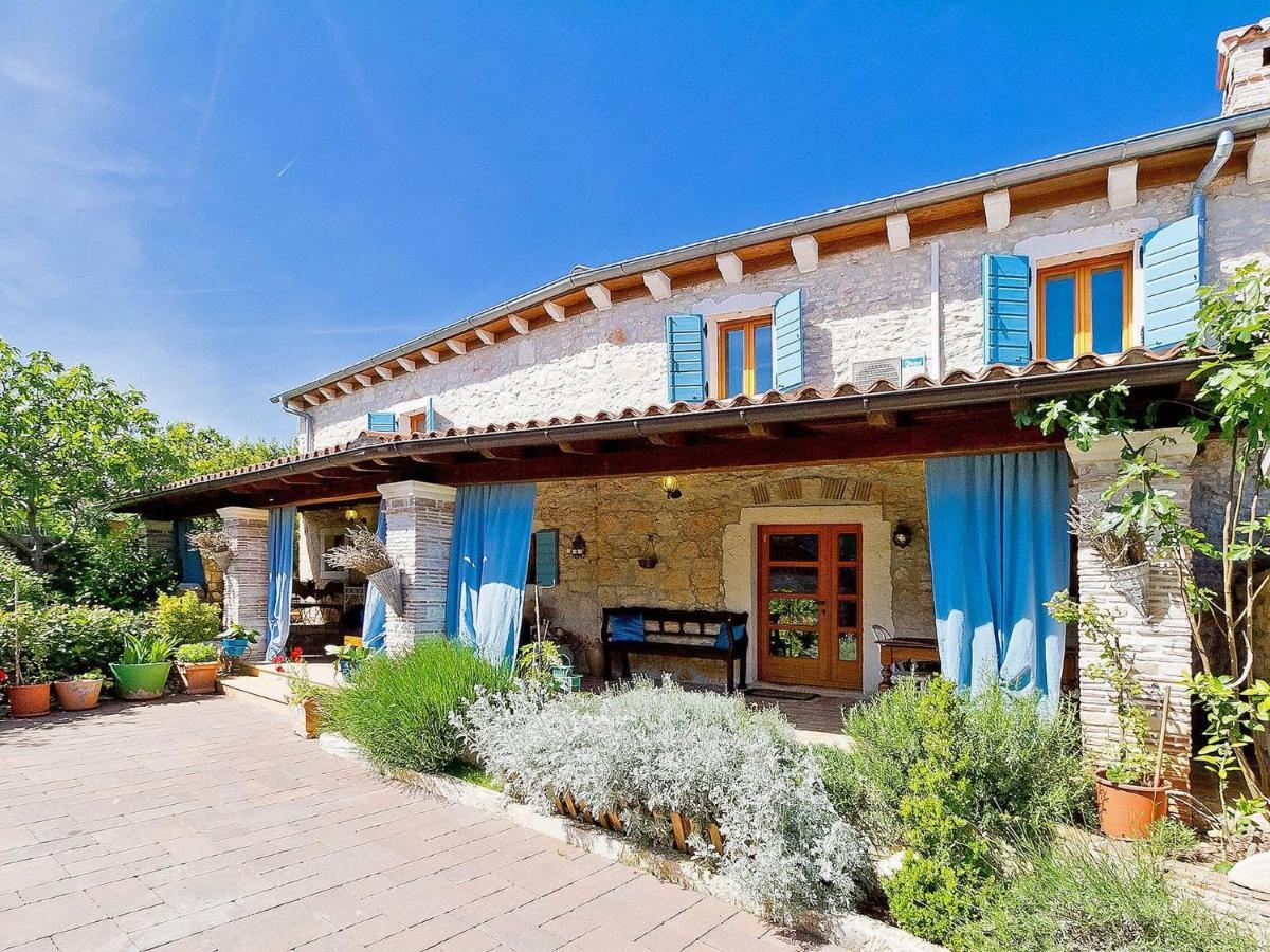 Villa Kazun With Private Pool And Two Gardens Marčana Εξωτερικό φωτογραφία