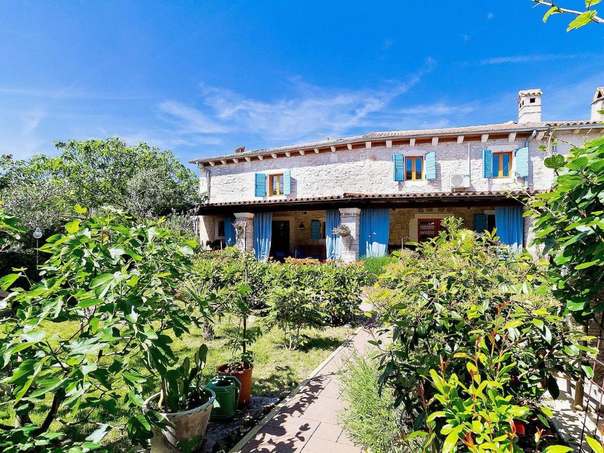 Villa Kazun With Private Pool And Two Gardens Marčana Εξωτερικό φωτογραφία
