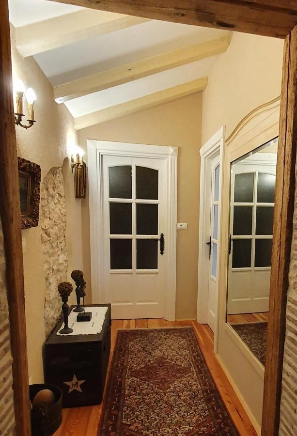 Villa Kazun With Private Pool And Two Gardens Marčana Εξωτερικό φωτογραφία